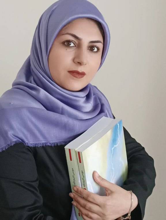 فریبا رییسی مدیریت انتشارات رزا